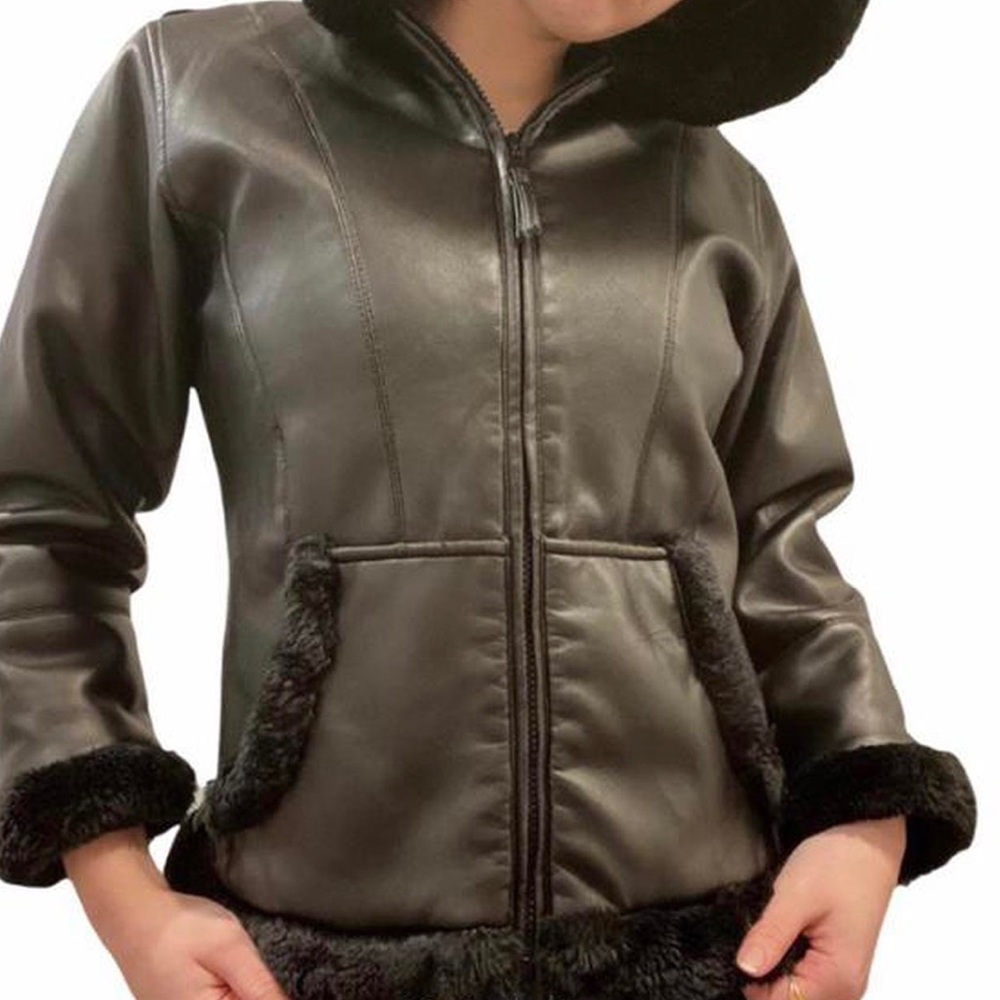 Vintage faux fur lined leather jacket!